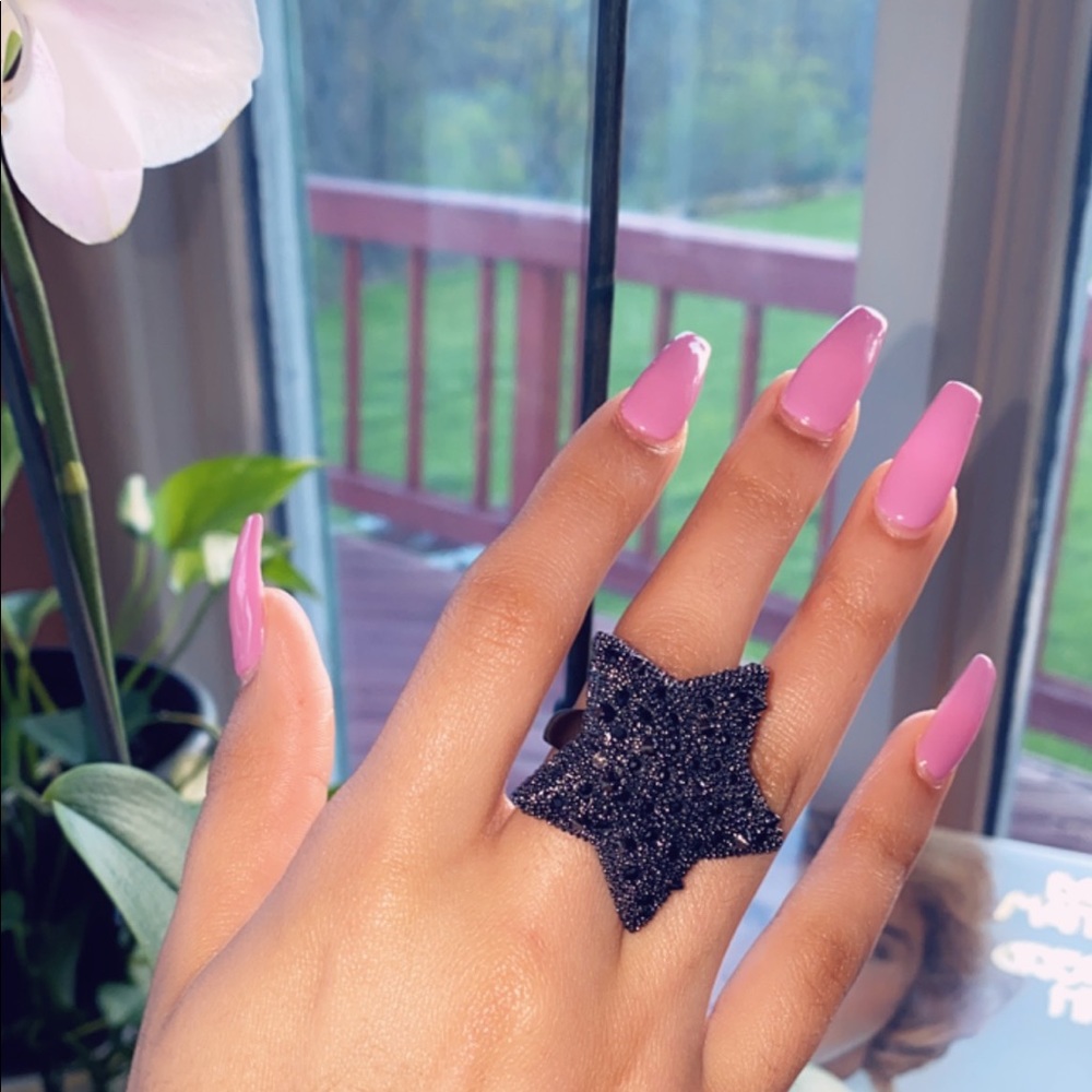 Rachel Roy Crystal Star Ring 🖤⭐️